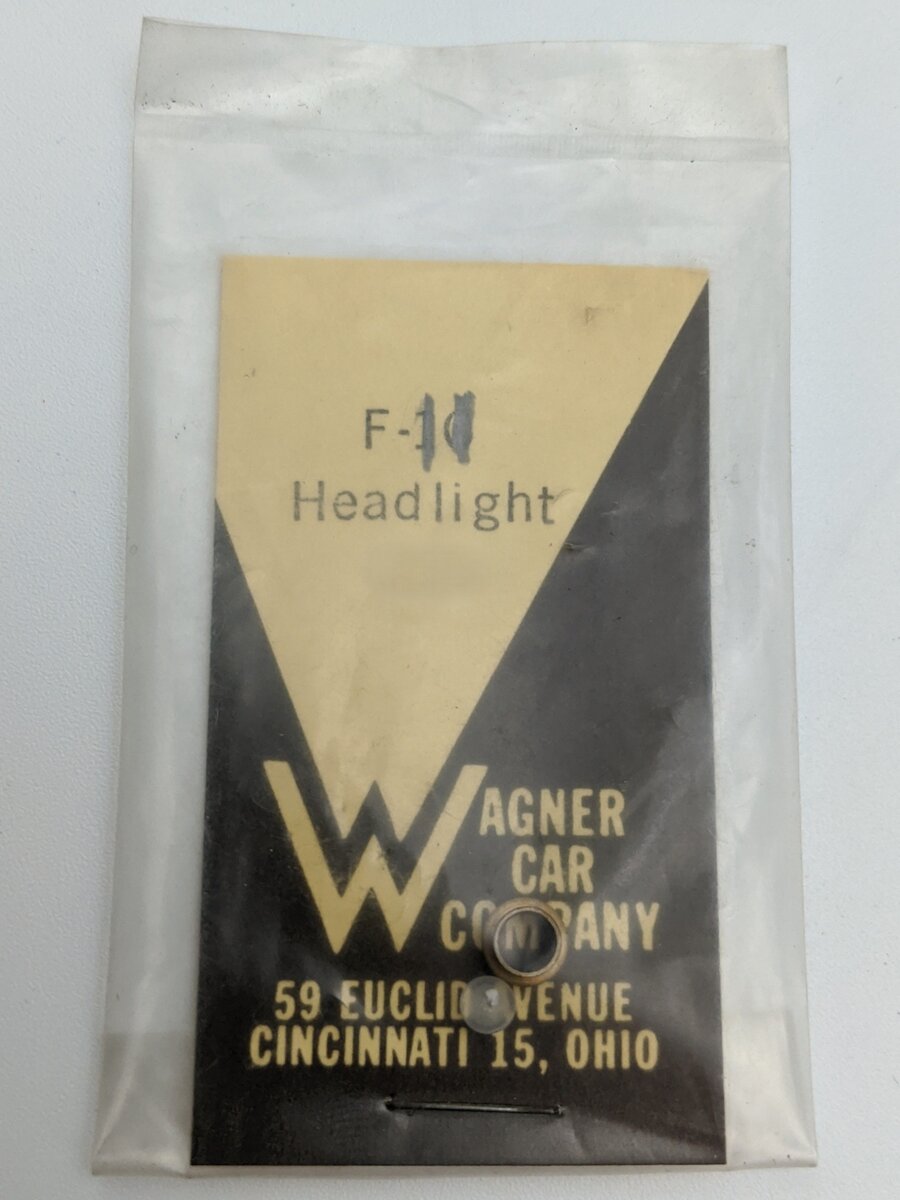 Wagner Car Co. F-11 Headlight