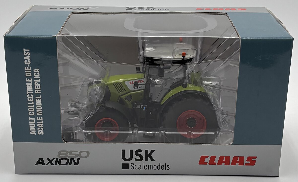 USK 30006 1:32 Claas Axion 850 Tractor
