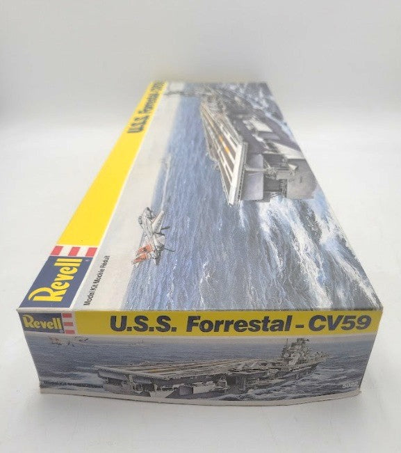 Revell 5022 1:542 Scale U.S.S. Forrestal CV59 Aircraft Carrier Plastic Model Kit