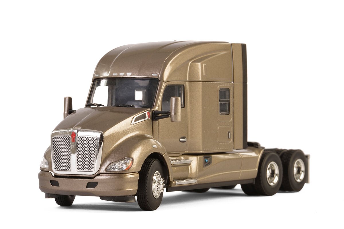WSI 33-2028 1:50 Kenworth T680 6x4 Tractor - Silver