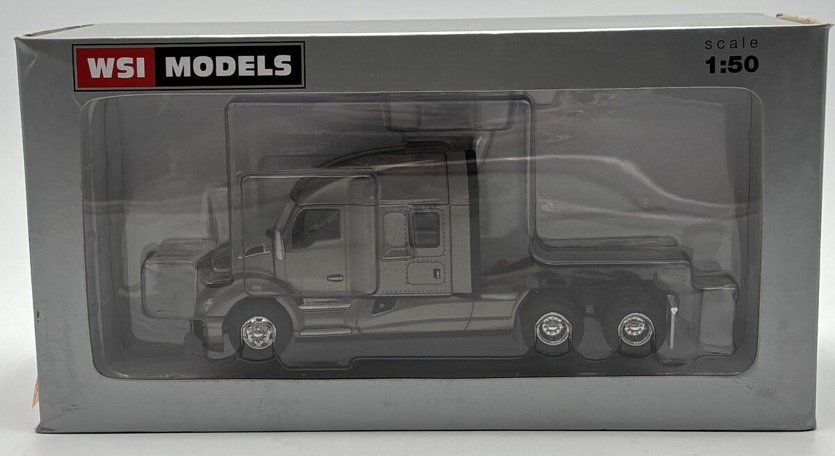 WSI 33-2028 1:50 Kenworth T680 6x4 Tractor - Silver