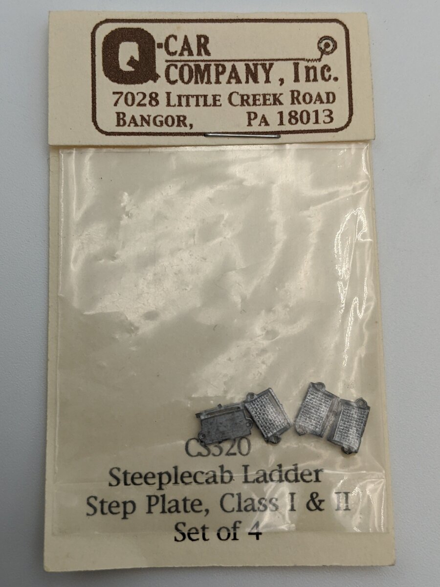 Q-Car Company CS320 Steeplecab Ladder Step Plate Class 1 & 2 (4-Pack)