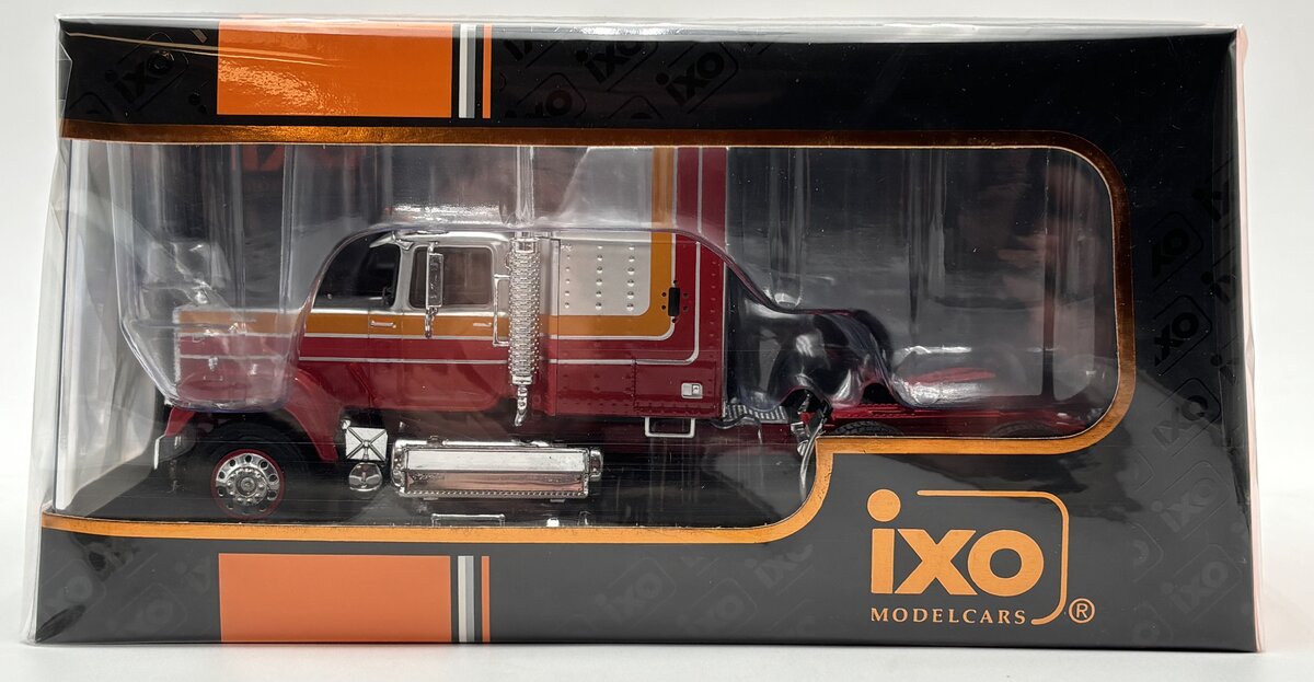 IXO Models TR227.22 1:43 MACK Superliner Magnum 1985