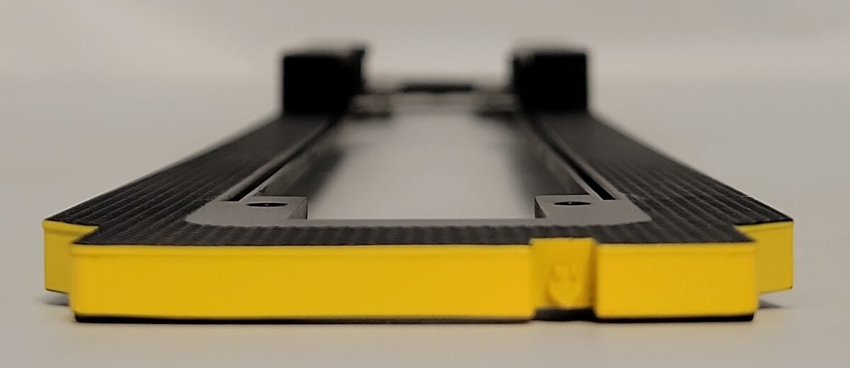 Lionel 18587-7X C-420 Nickel Plate Road Diesel Locomotive Yellow / Black Walkway
