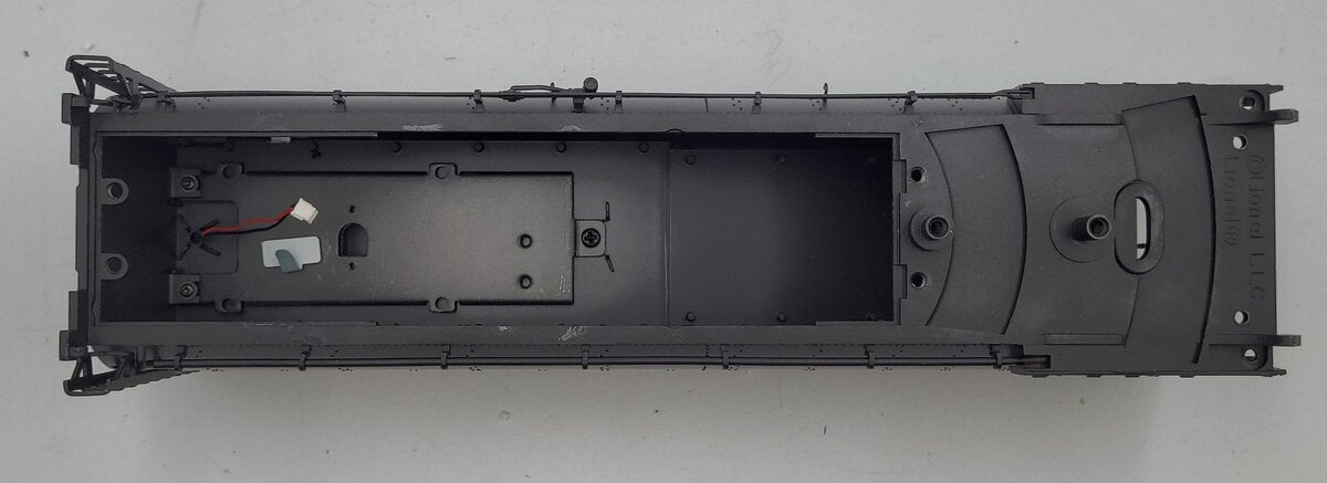 Lionel 82806-T02 Black Metal UP FEF-3 Steam Loco Tender Shell Assembly #844