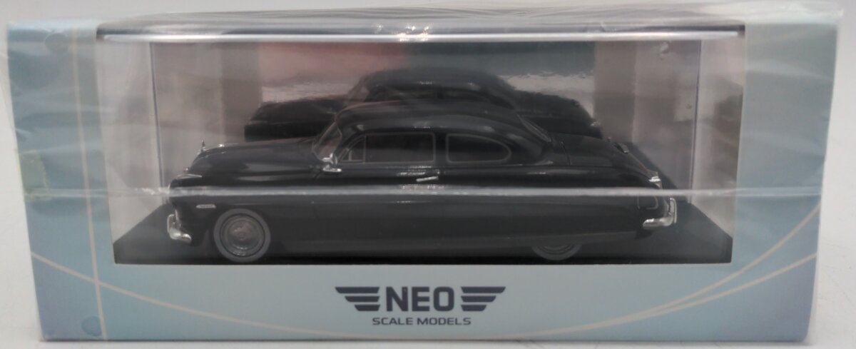 NEO 44645 1:43 1948 Black Hudson Commodore Coupe