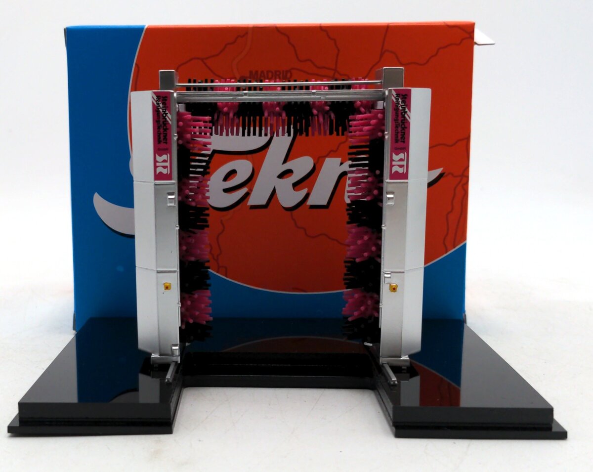Tekno 75003 1:50 Scale Steinbrückner Truck Wash Installation