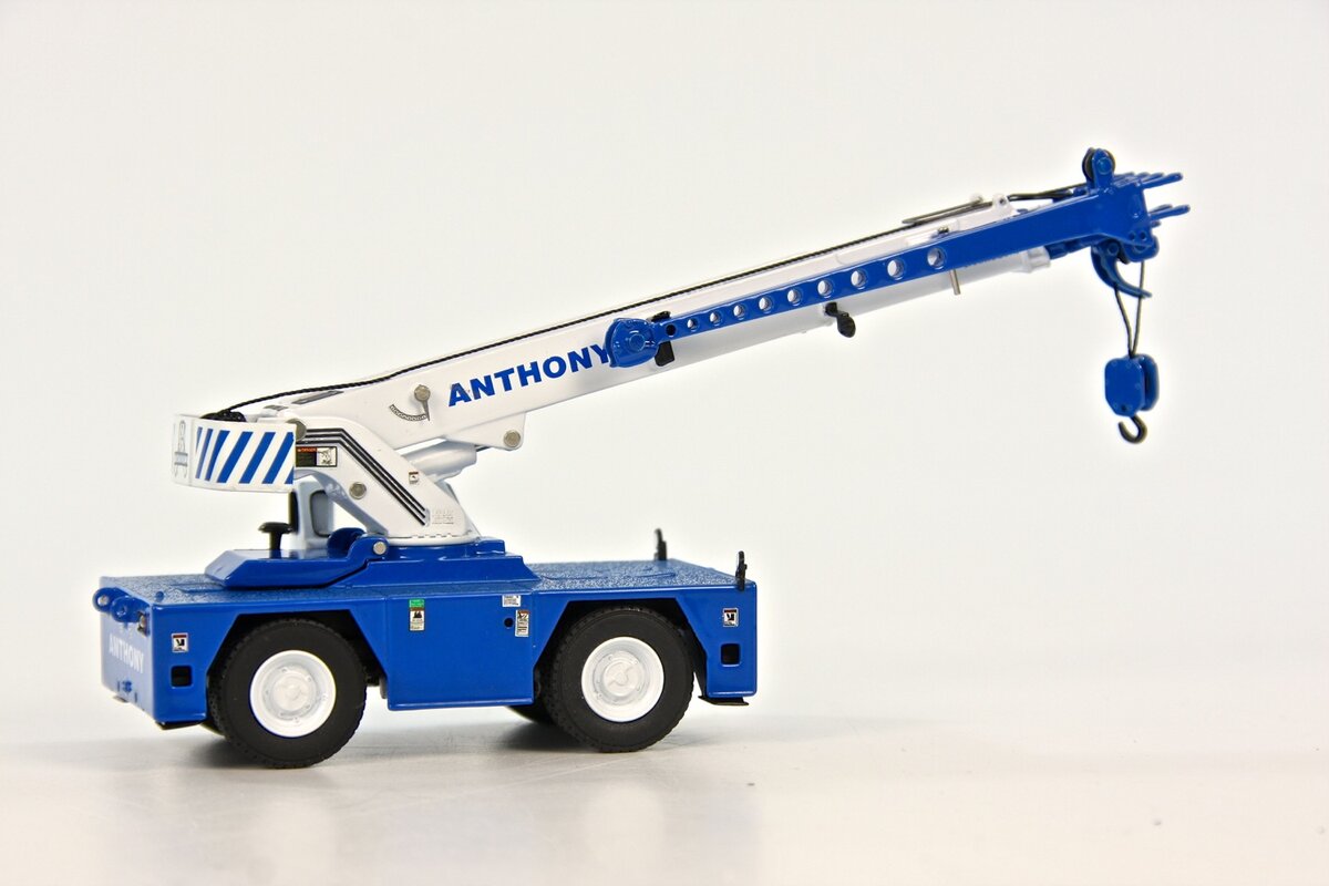 Shuttlelift SW2017-ANT 1:50 5540F Carry Deck Industrial Crane Anthony Colors