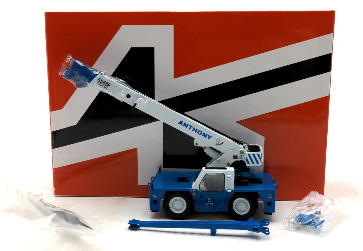 Shuttlelift 2017-ANT 1:50 Scale 5540F Carry Deck Industrial Crane 