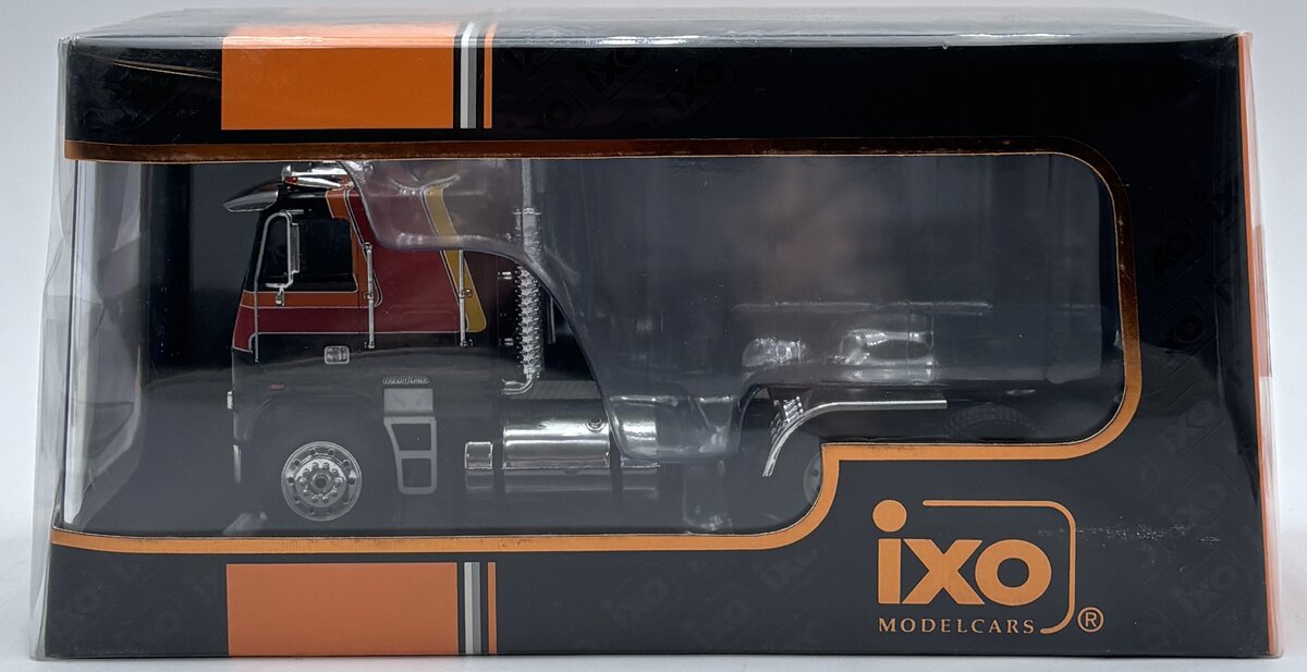 IXO Models TR215.22 1:43 Freightliner FLA 1993 Tractor Truck