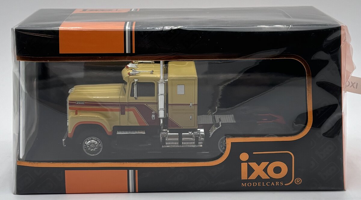 IXO Models TR217.22 1:43 International Transtar 4300 1980 Tractor Truck