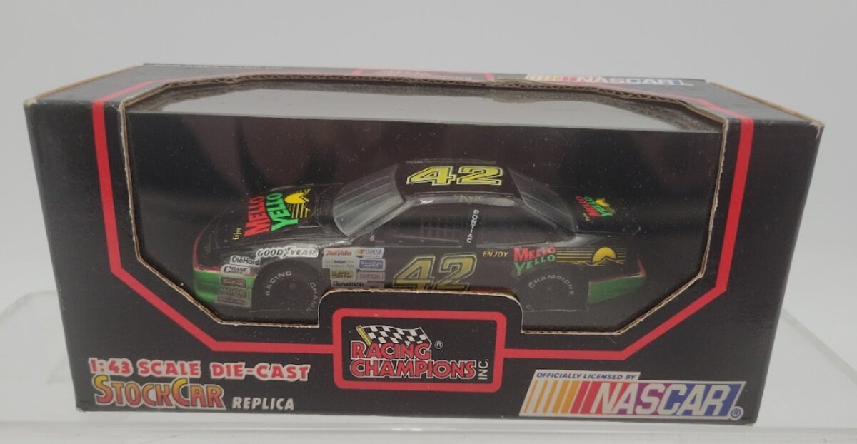 Racing Champions 07050 1:43 Scale #42 Kyle Petty Mello Yello Pontiac Nascar