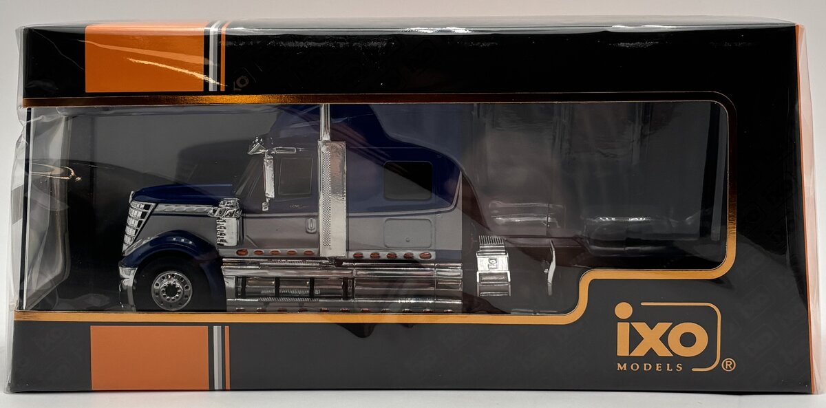 IXO Models TR118 1:43 International Lonestar 2010 Semi Tractor