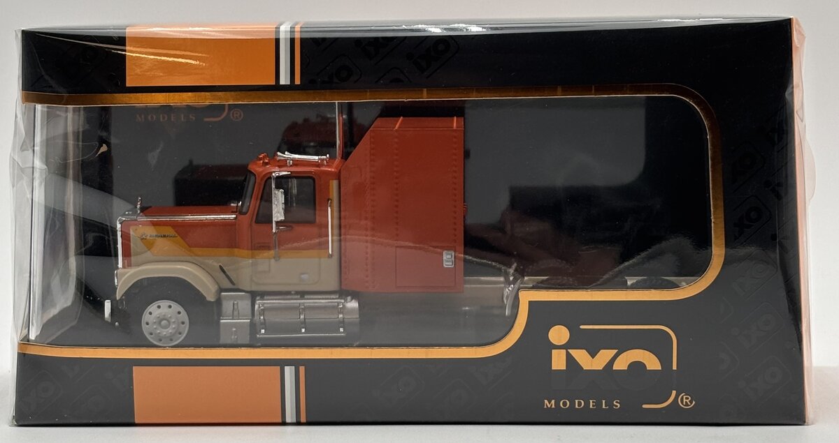 IXO Models TR129.22 1:43 GMC General 1980 Semi Tractor