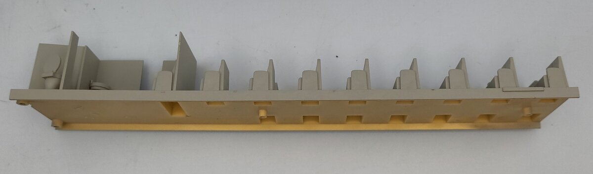 Lionel 82560-5 Gray Southern Streamlined Passenger Car Seating & Bath Interior