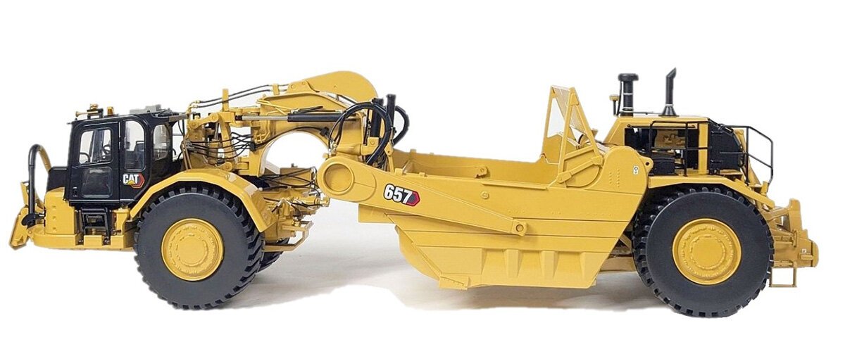 CCM 1:24 Scale Caterpillar 657 Wheel Tractor-Scraper