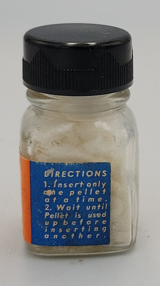 Lionel SP-1 Bottled Lionel Smoke Pellets (Box of 12)