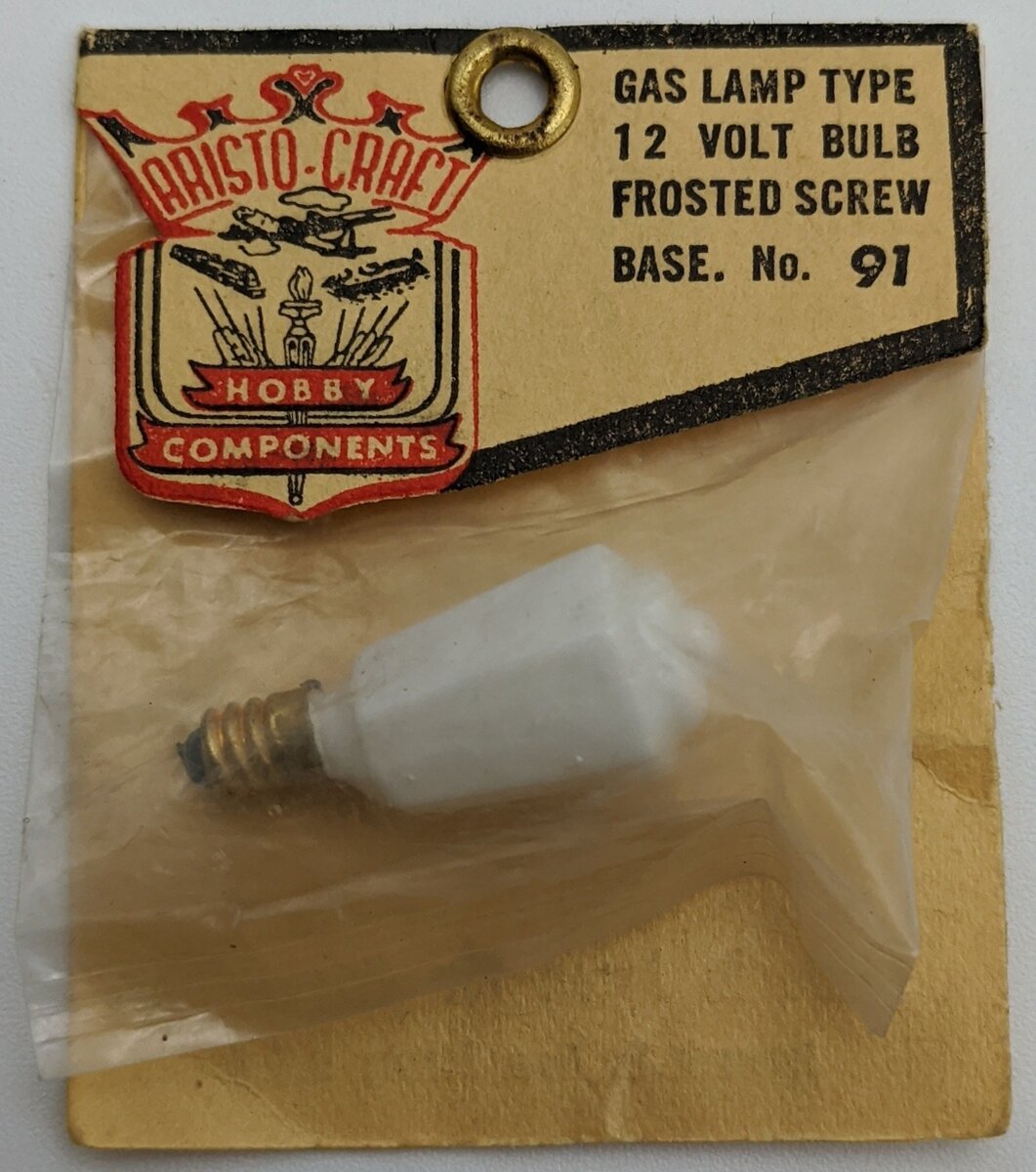 Aristo-Craft 91 Gas Lamp Type 12 Volt Bulb Frosted Screw