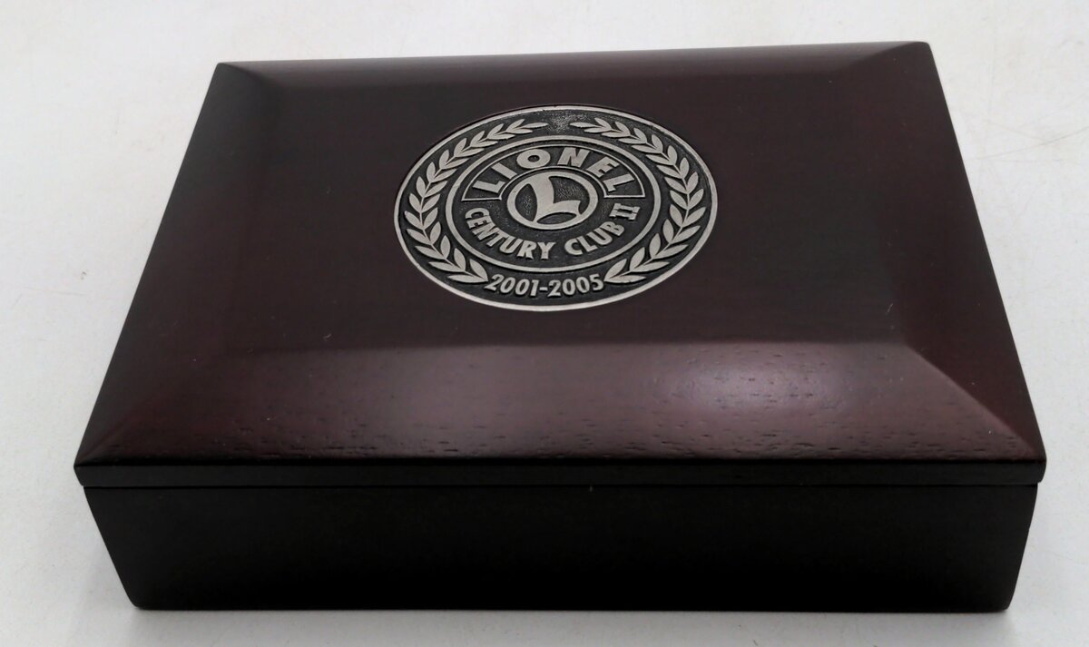 Lionel Vintage 2001-2005 Lionel Century Club II Resin Paper Weight Block & Box