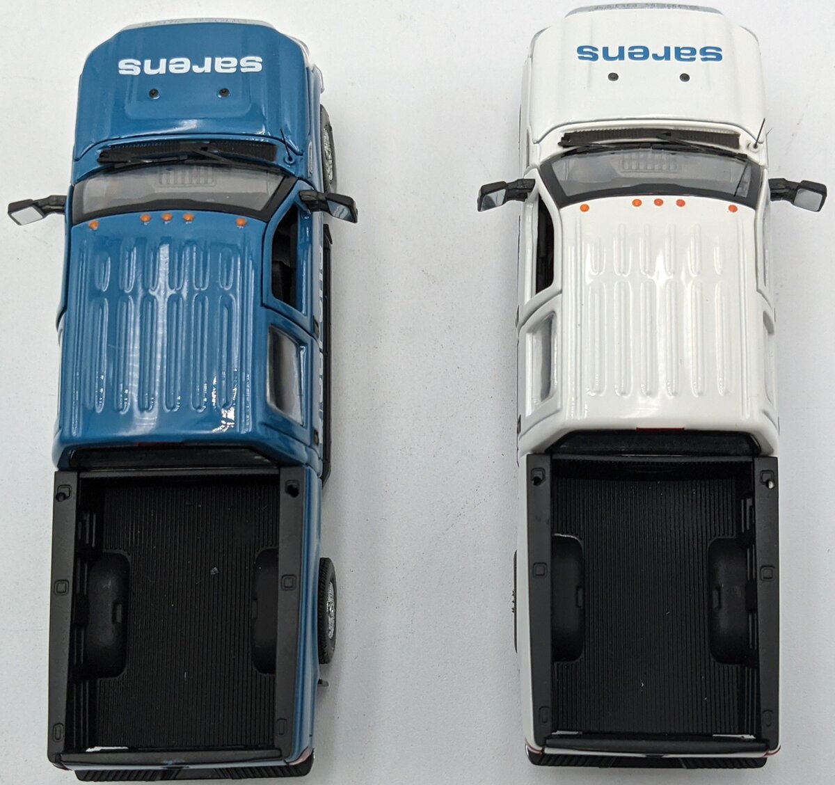 Sword Models 20-1042 1:50 Sarens F250 Pickup Trucks