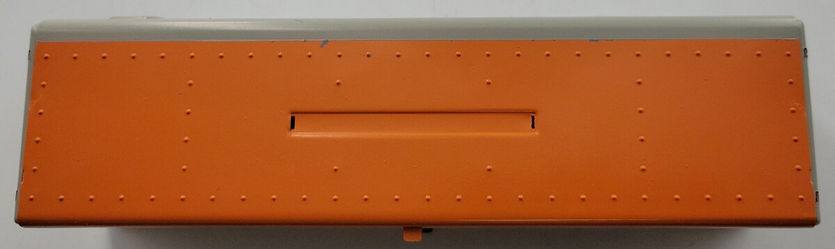 Lionel 250E-3 O Gauge Orange and Gray Hiawatha Tender Shell
