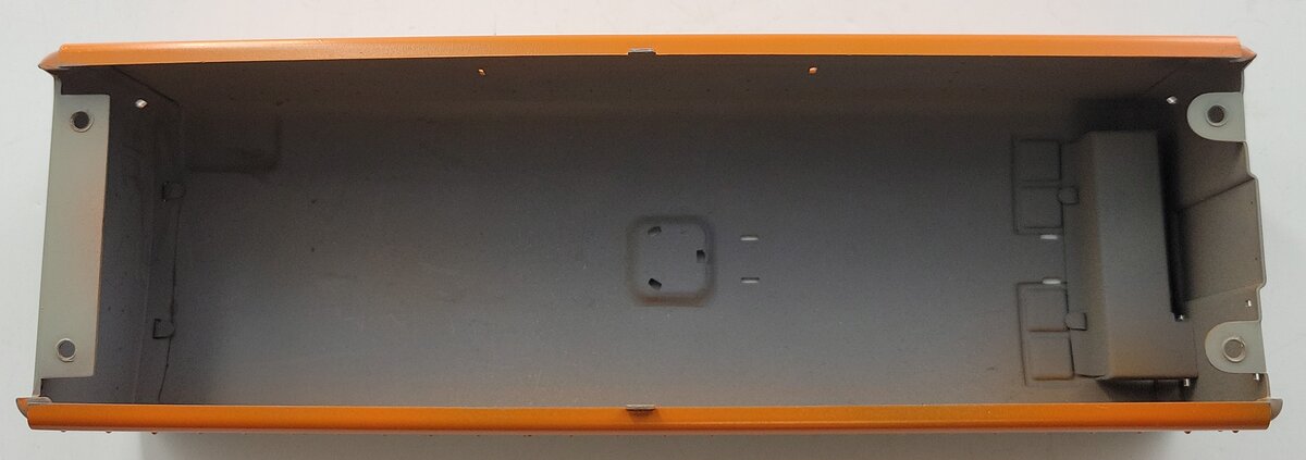 Lionel 250E-3 O Gauge Orange and Gray Hiawatha Tender Shell