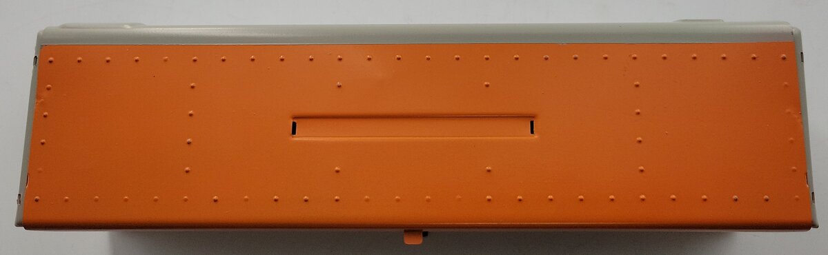 Lionel 250E-3 O Gauge Orange and Gray Hiawatha Tender Shell
