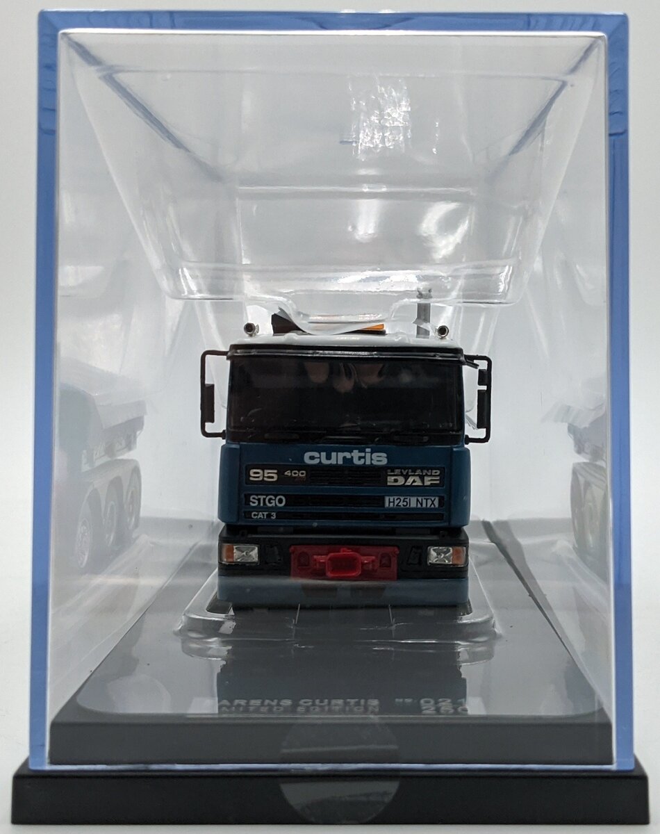 IMC 20-1066 1:50 DAF 95 8x4 Tractor W/Ballast Box Sarens