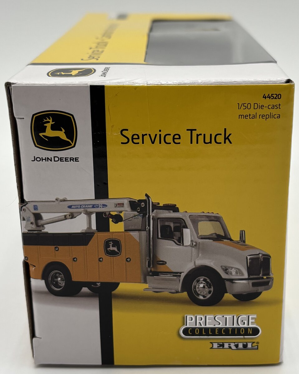 Ertl 44520 1:50 John Deere Service Truck