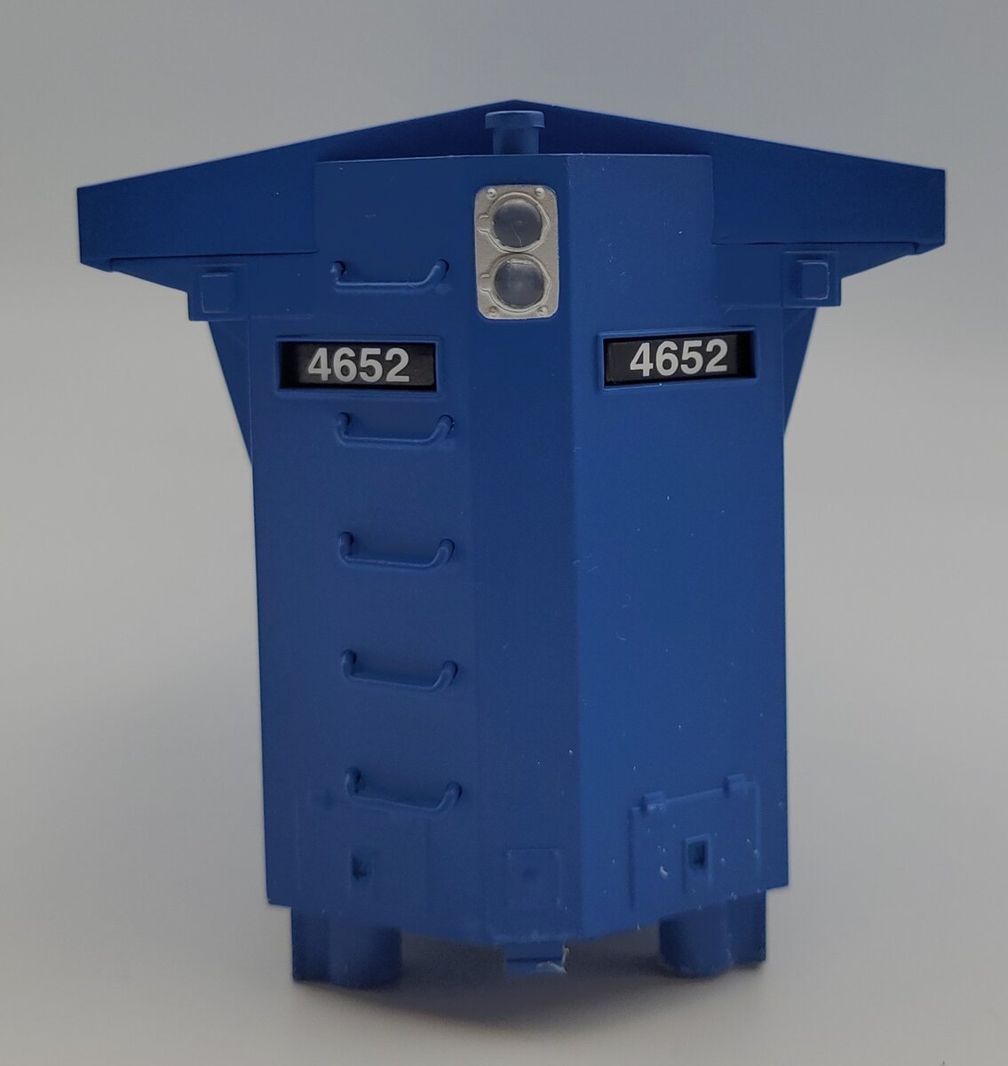 Lionel 39570-2 BC Rail Dash 9-44CW Diesel Locomotive Body Shell #4652