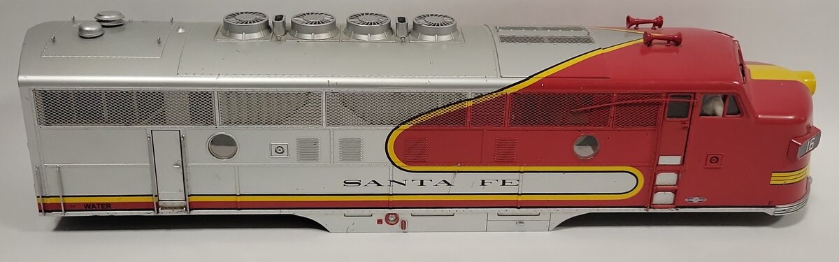 MTH 70-2013-10 G Scale Santa Fe Diesel Loco Shell with Trim #16