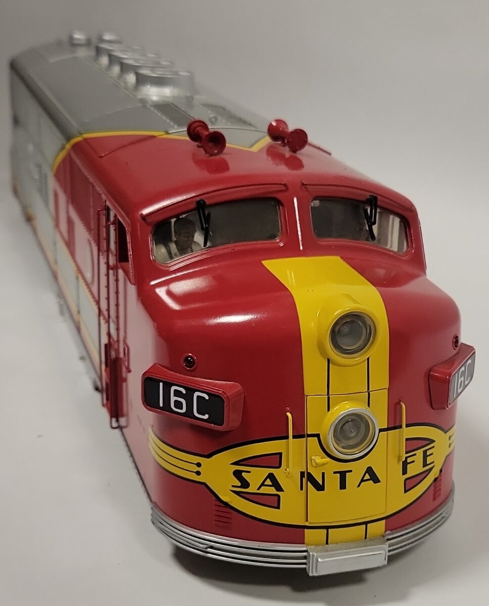 MTH 70-2013-15 G Scale Santa Fe Diesel Locomotive Body Shell with Trim #16C