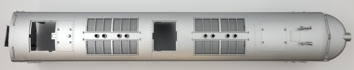 Lionel 82774-2 E7 Burlington Diesel Locomotive Body Shell #9917B