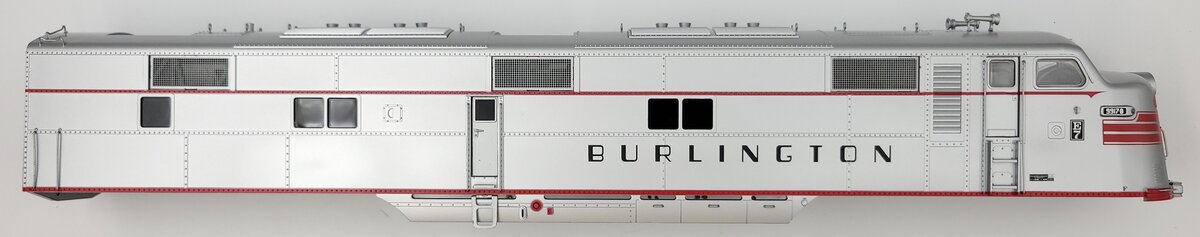 Lionel 82774-2 E7 Burlington Diesel Locomotive Body Shell #9917B