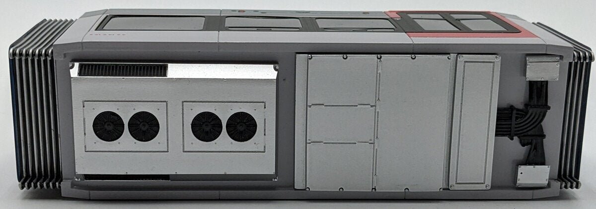 IMC 33-0183 1:50 Tram Compartment Load