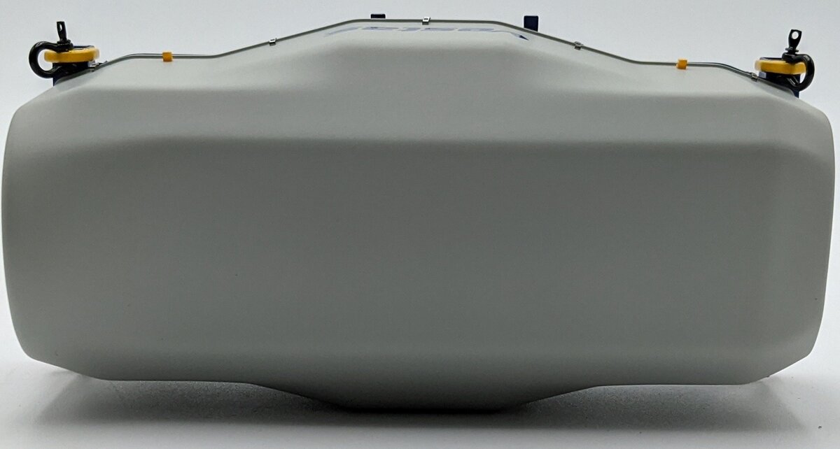 IMC 33-0200 1:50 Vestas Fiberglass Tied Cover W/Shackles & Lift Cables