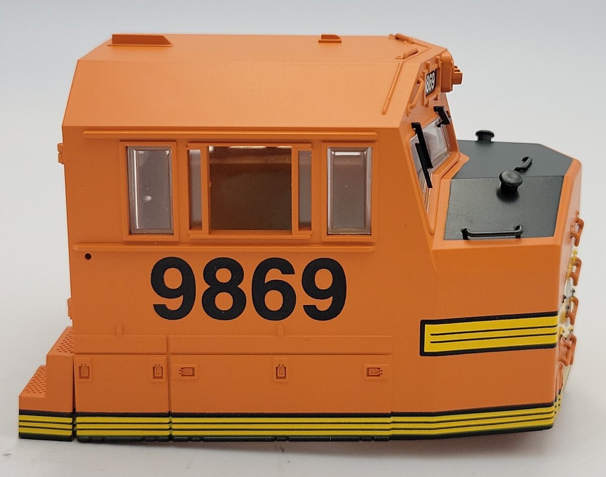 Lionel 18262-7 O Gauge Dash-9 BNSF Warbonnet Shell Front Nose #9869 - Boxed