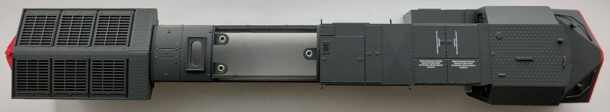 Lionel 39577-2 Southern Pacific GE Dash-9 Diesel Locomotive Body Shell #8112