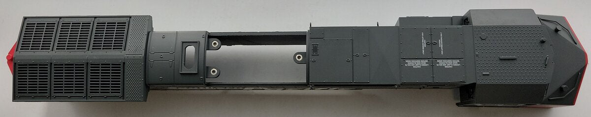 Lionel 39578-2 Southern Pacific GE Dash-9 Diesel Locomotive Body Shell #8123