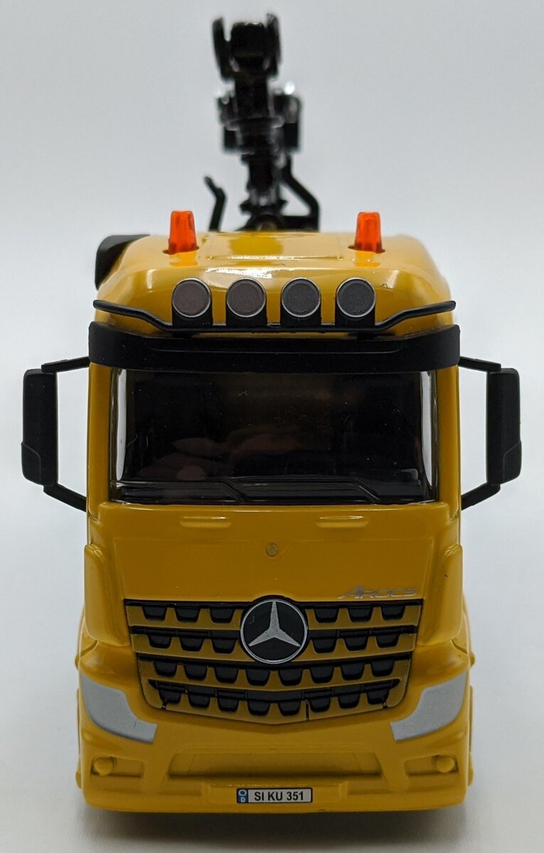 Siku 2714 1:50 Mercedes Log Transporter Truck