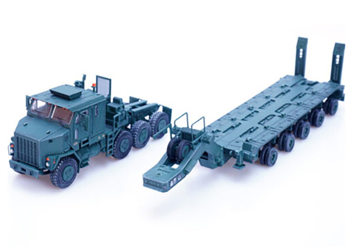 Panzerkampf PZ12206PB 1:72 Oshkosh M1070 Heavy Equipment Transporter (HET)