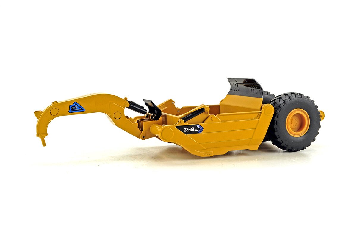 SpecCast MTS002 1:50 Scale Yellow MTS 33-38XL Towed Scraper