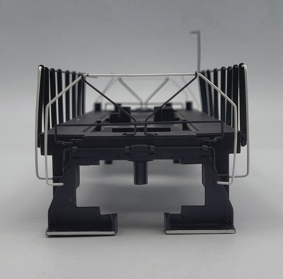 Lionel 82120-34 Diecast Great Northern S2 Diesel Switcher Locomotive Frame
