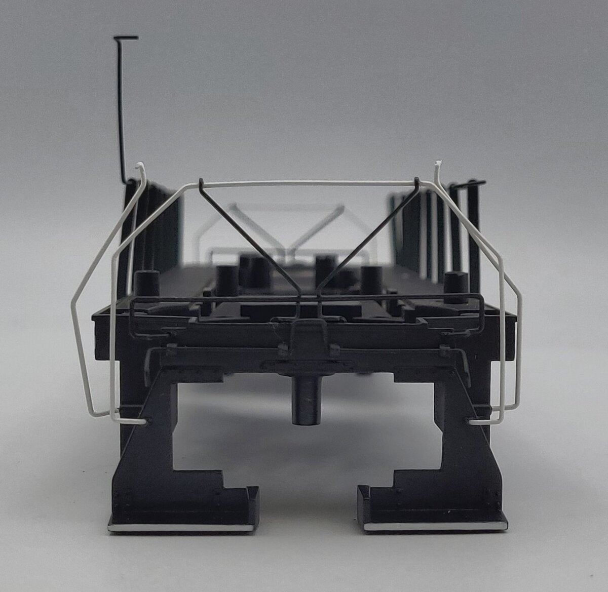 Lionel 82120-34 Diecast Great Northern S2 Diesel Switcher Locomotive Frame