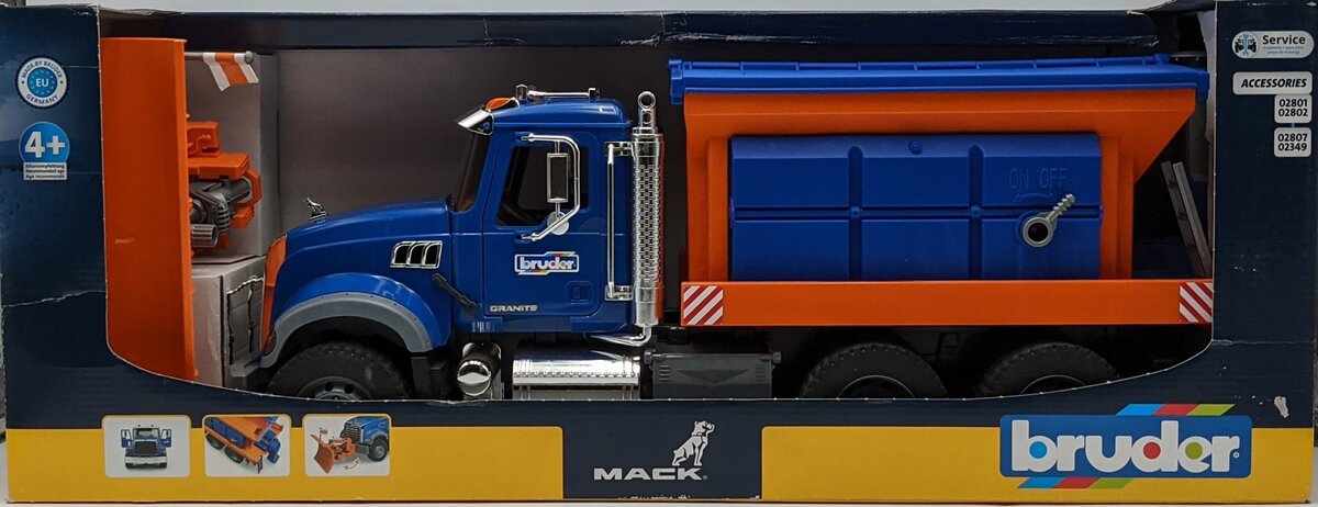 Bruder 02816 1:16 Mack Granite Snowplow Truck