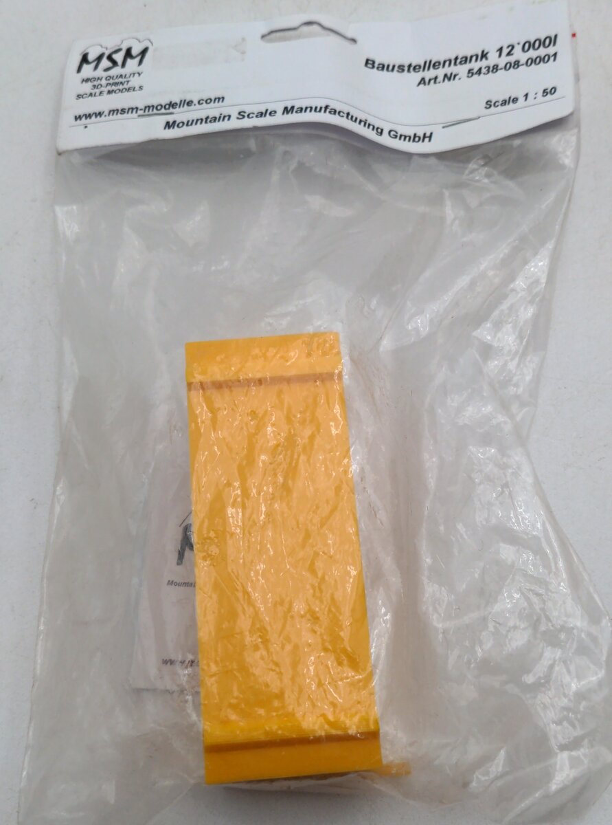 MSM 5438-01 1:50 Scale 12,000-Liter Yellow Construction Site Tank