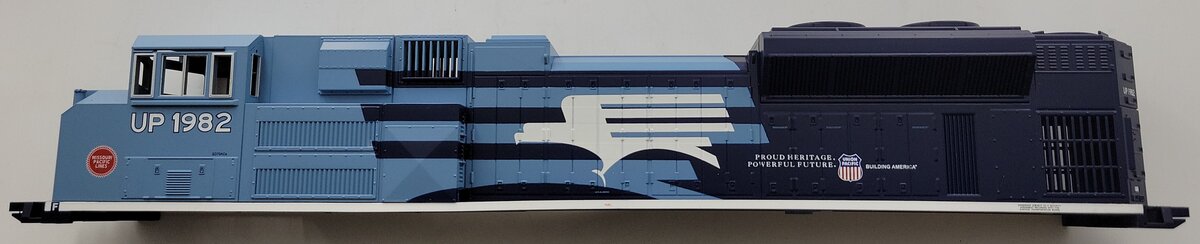 Lionel 28261-2 UP Heritage Missouri Pacific Diesel Locomotive Shell without Trim