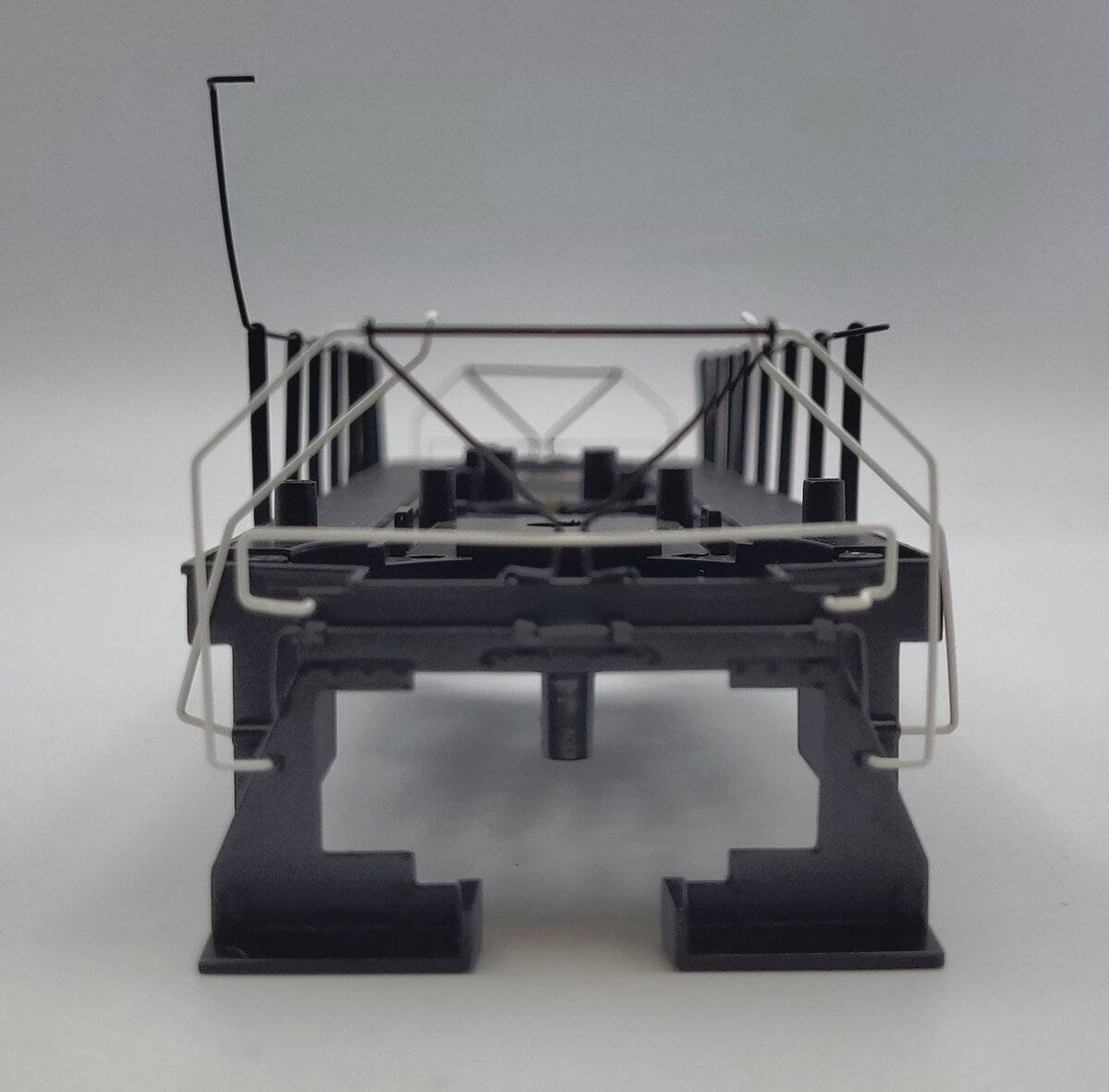Lionel 82112-34 Black Diecast Boston & Maine S2 Diesel Switcher Frame
