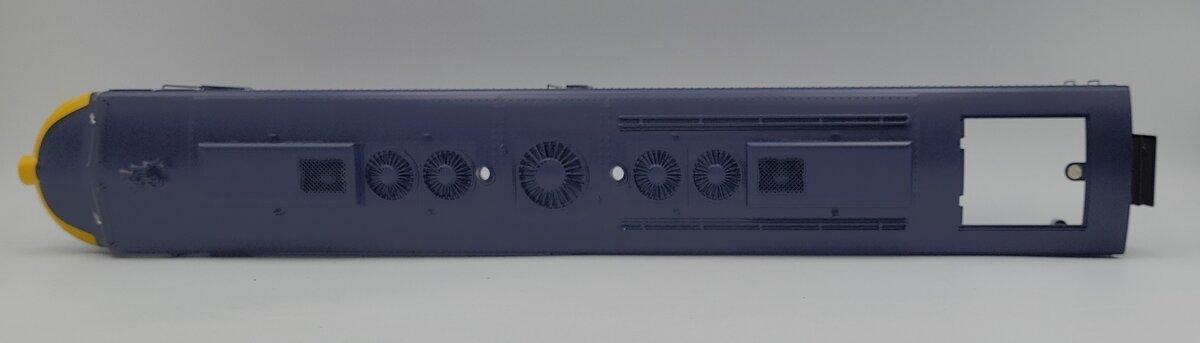 Lionel 81229-2 Chesapeake & Ohio E8 Diesel Locomotive Body Shell #4024