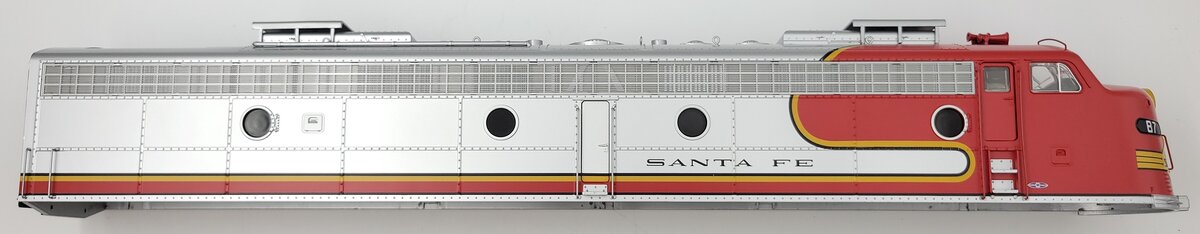Lionel 81221-2 Santa Fe E8 Diesel Locomotive Body Shell #87